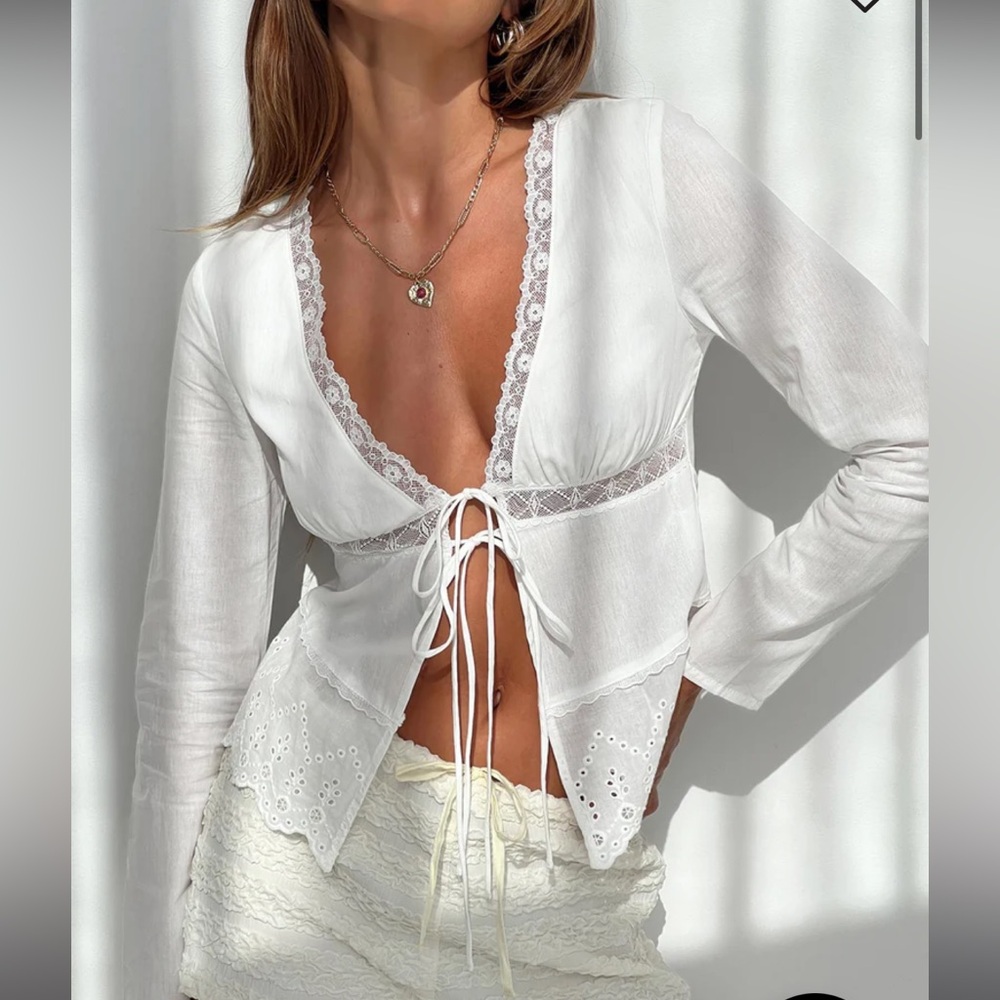 Pauline top